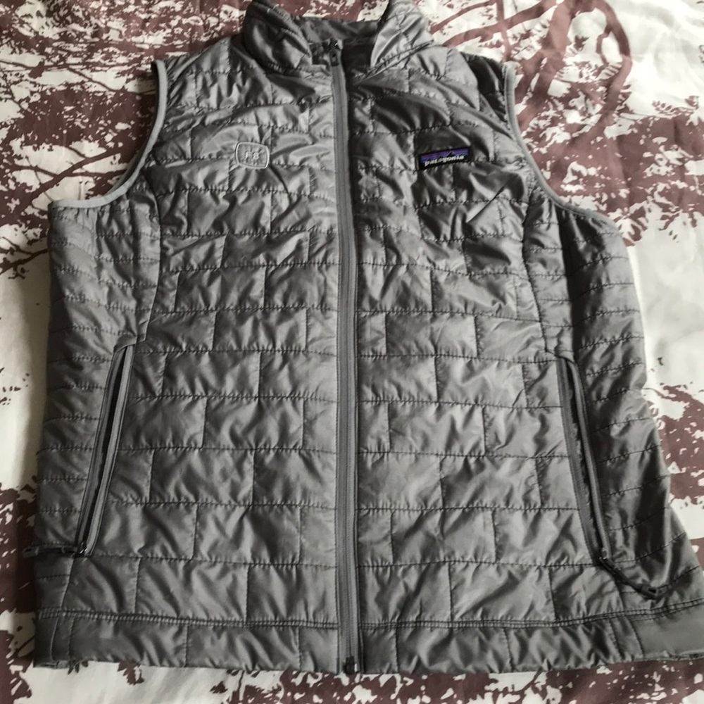Patagonia gray women’s vest